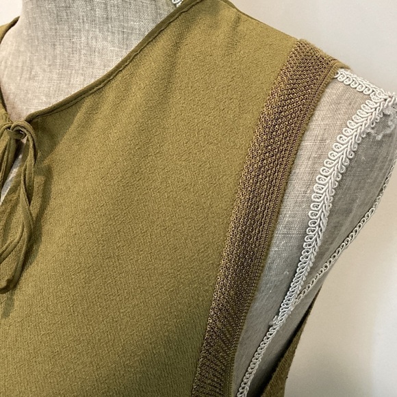 ZARA Green Sleeveless Flowy Top - Picture 9 of 14